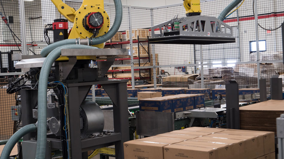 Palletizer tooling head close up